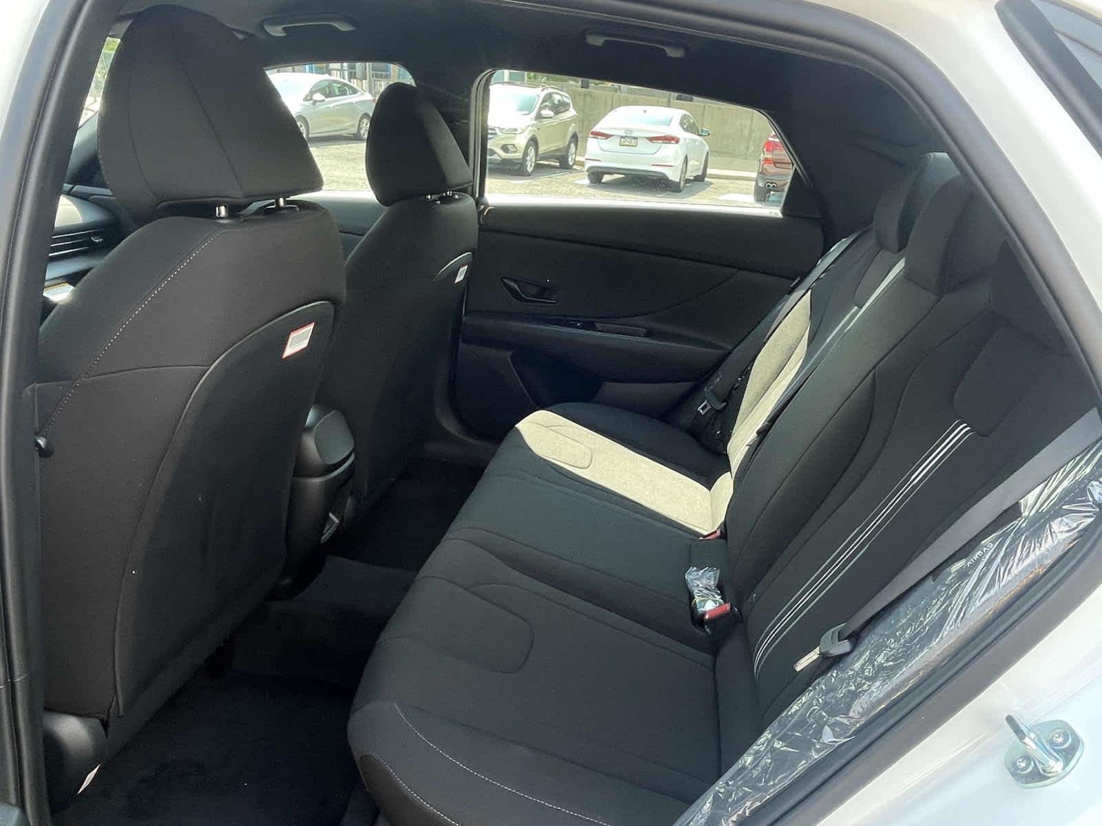 New 2026 Serenity White Hyundai SEL Sport image 17