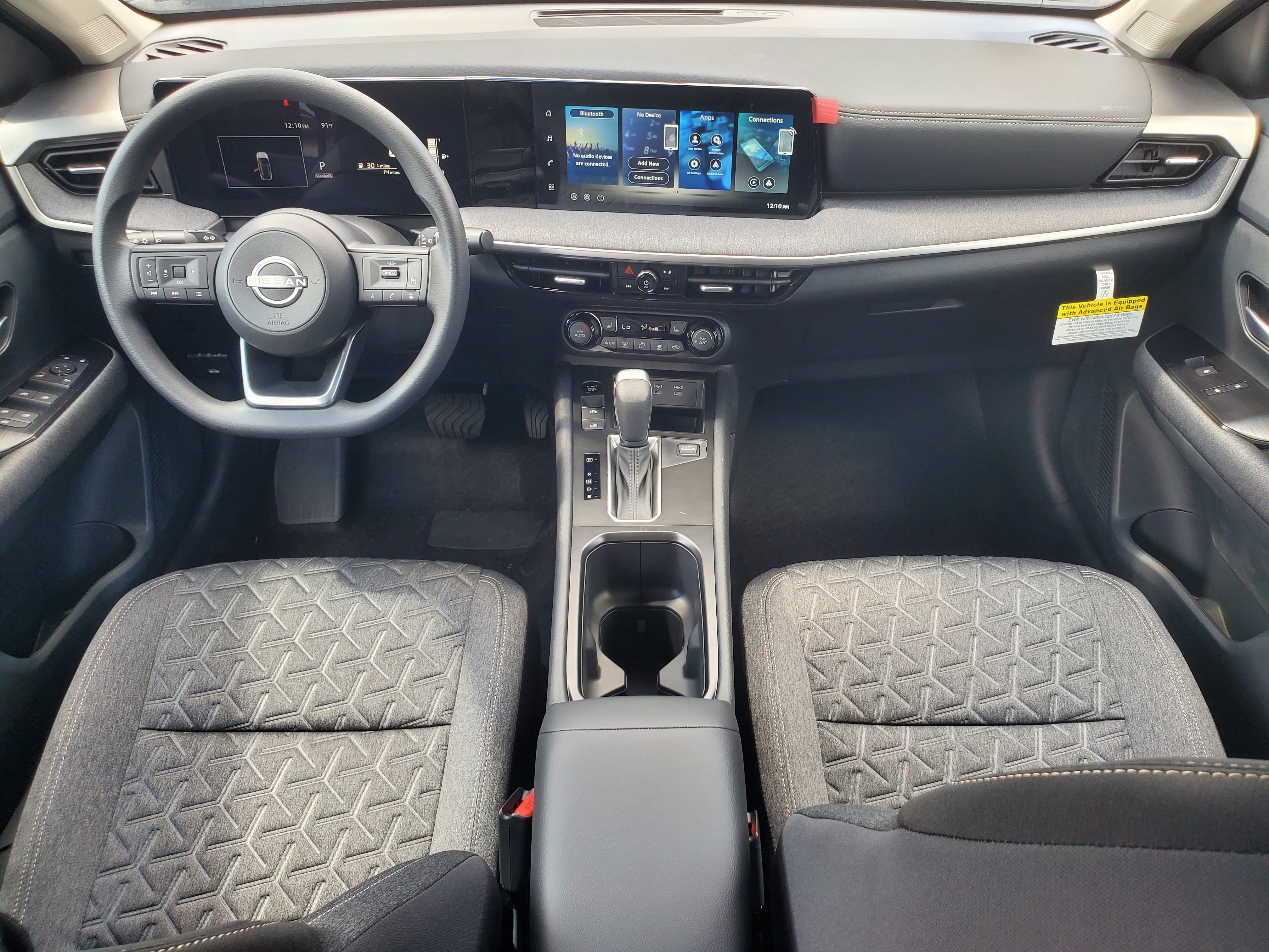 New 2026 Aspen White Tricoat/Super Black Nissan SV image 13