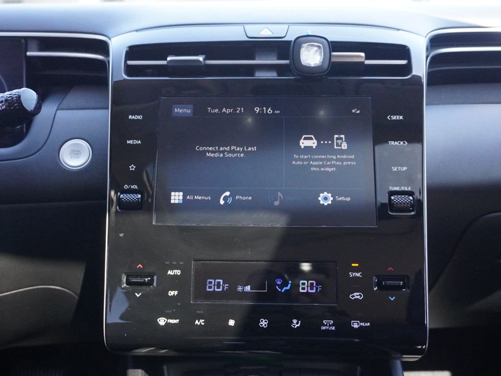Used 2023 White Hyundai SEL image 40