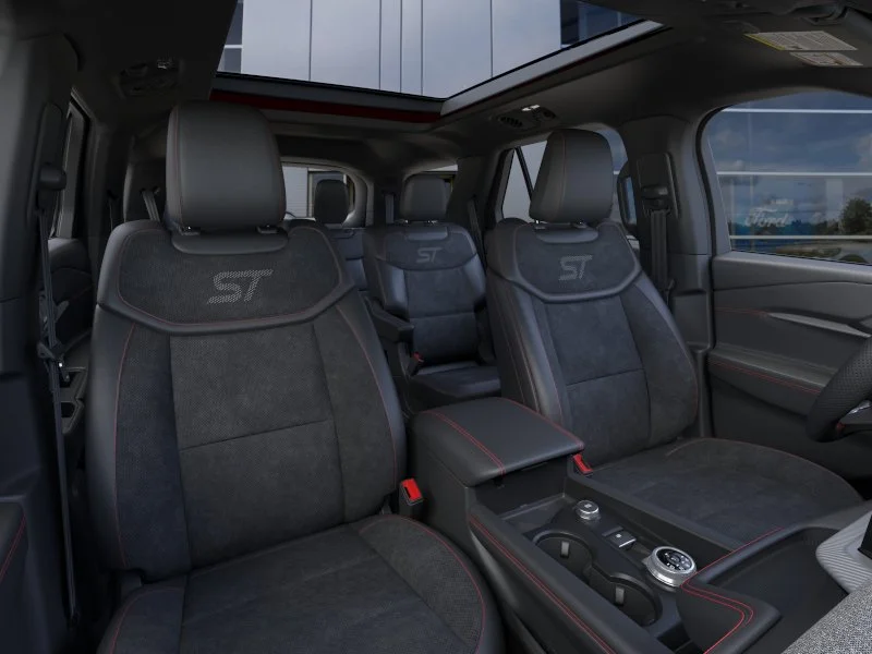 2026 Ford Explorer ST - Photo 10