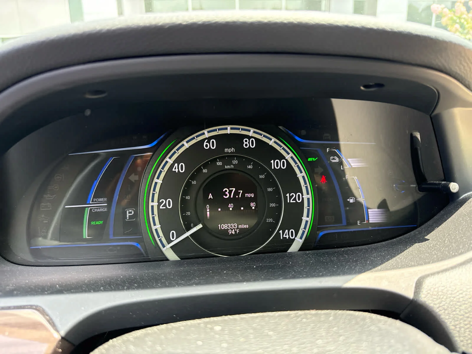 Used 2017 Lunar Silver Metallic Honda Touring image 9