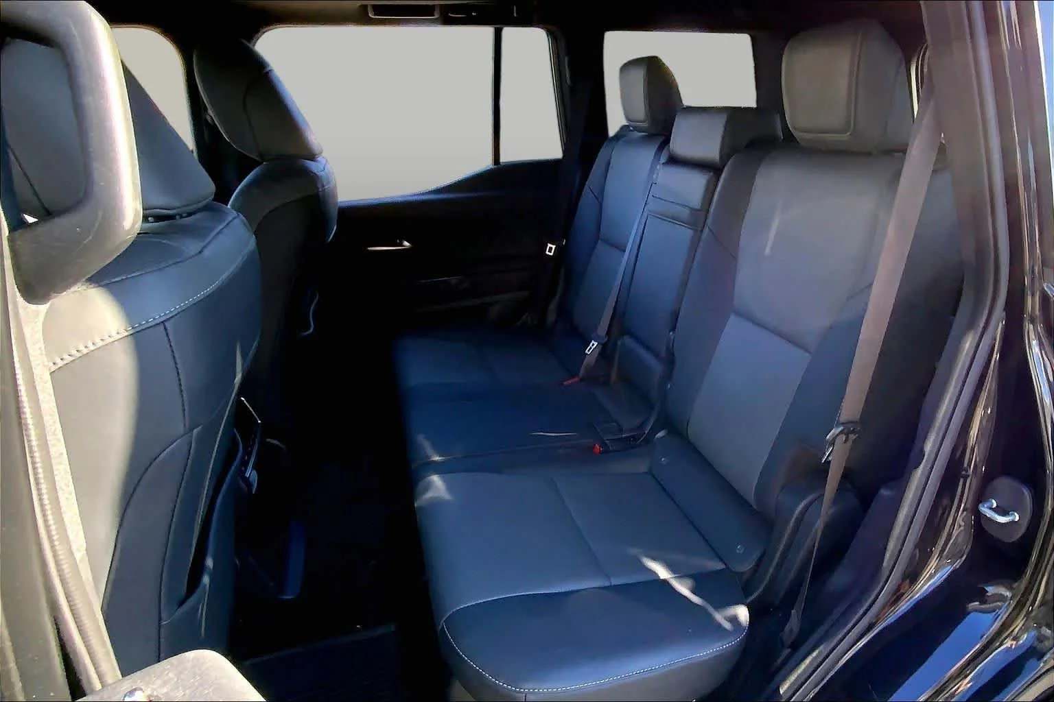 Certified Used 2024 CAVIAR Lexus Premium+ image 21