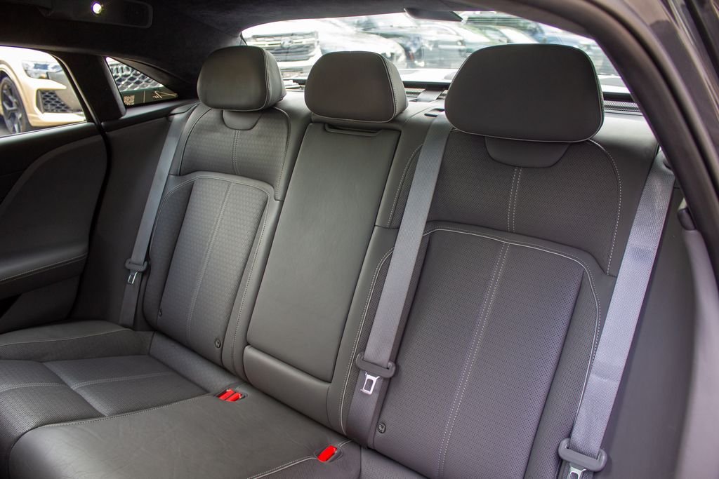 Used 2022 Gray Lucid Grand Touring image 23