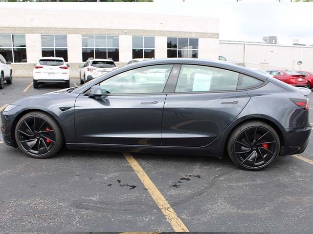 Used 2024  Tesla Performance image 7
