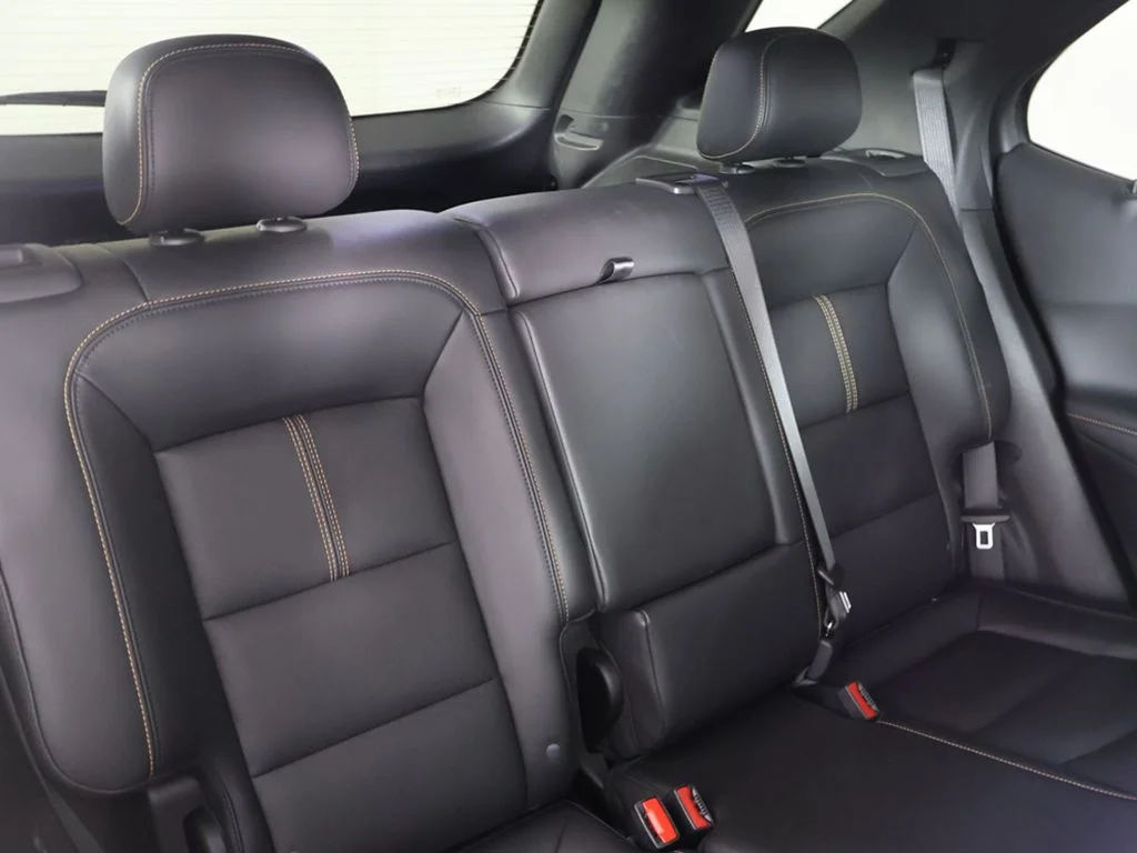 Used 2022 Black Chevrolet Premier image 31
