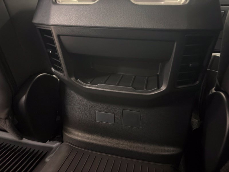 Used 2022  Toyota SR5 image 15