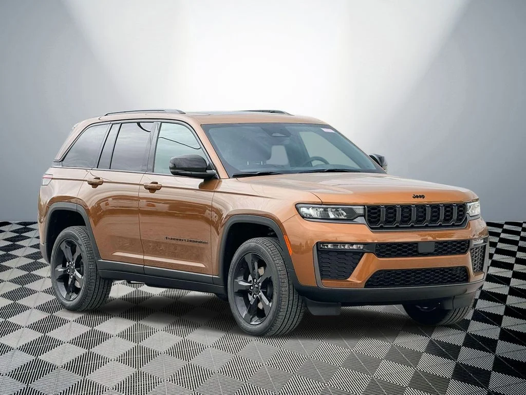 New 2026 Copper Shino Metallic Clear-Coat Exterior Paint Jeep Limited image 4