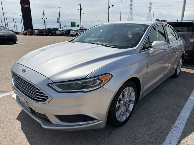 2018 Ford Fusion SE FWD's photo