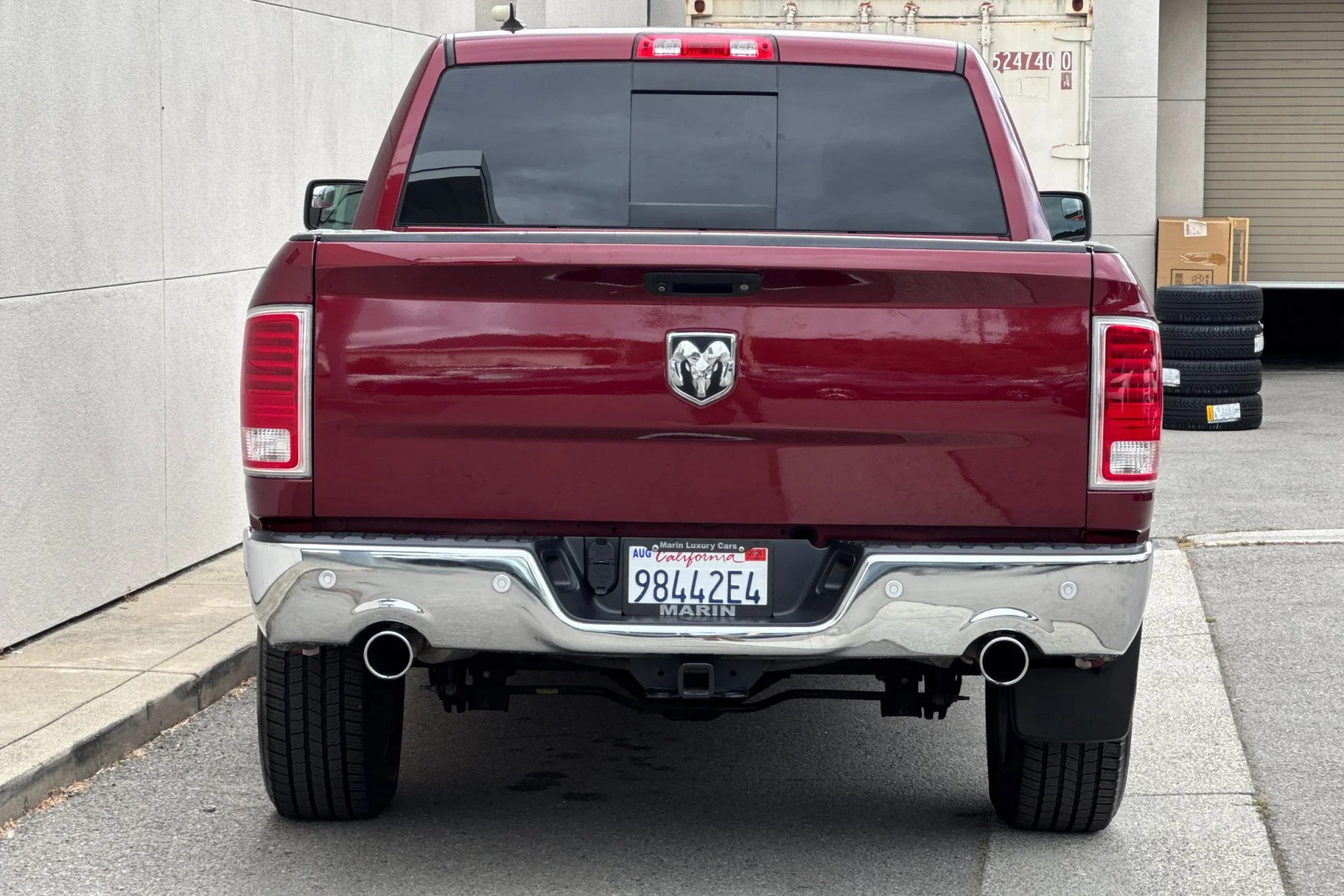 Used 2018 Delmonico Red Pearlcoat Ram Laramie image 7
