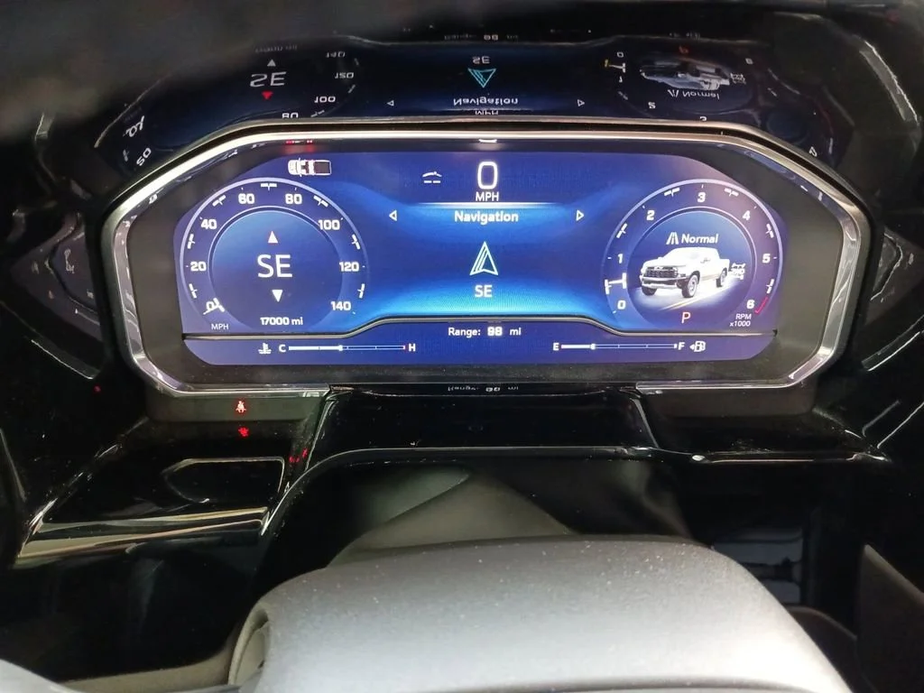 Used 2025 Summit White Chevrolet ZR2 image 19