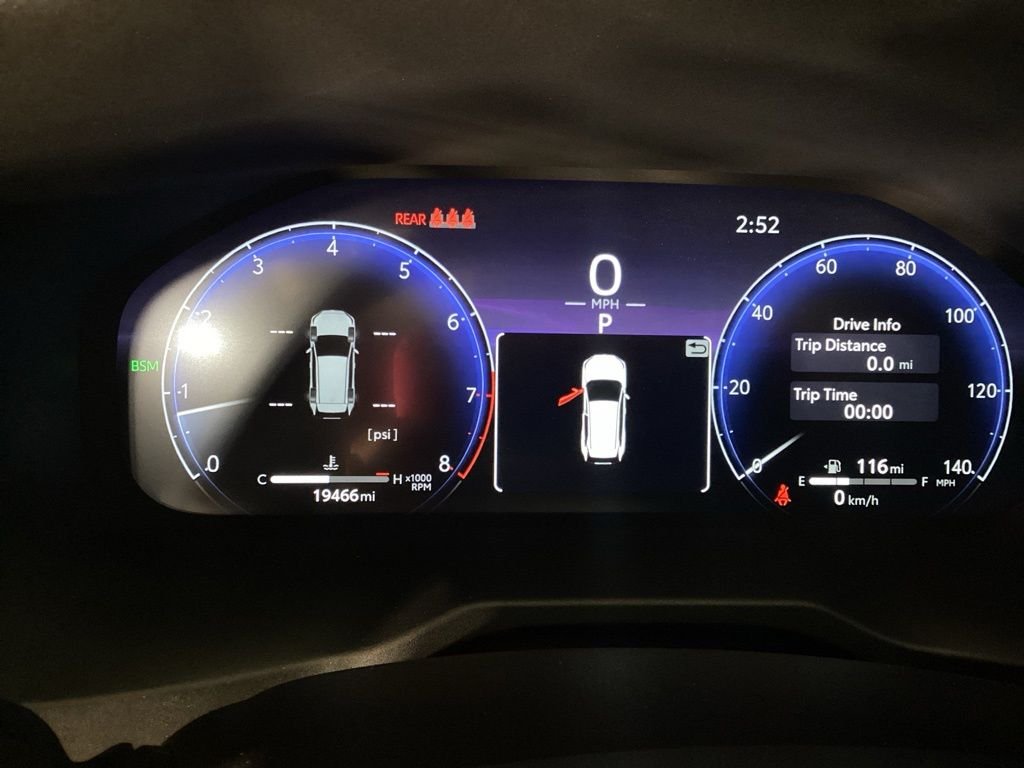 Certified Used 2025  Toyota Limited image 13