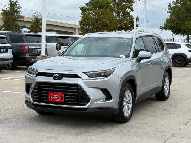 Certified Used 2026 CELESTIAL SILVER Toyota XLE image 37