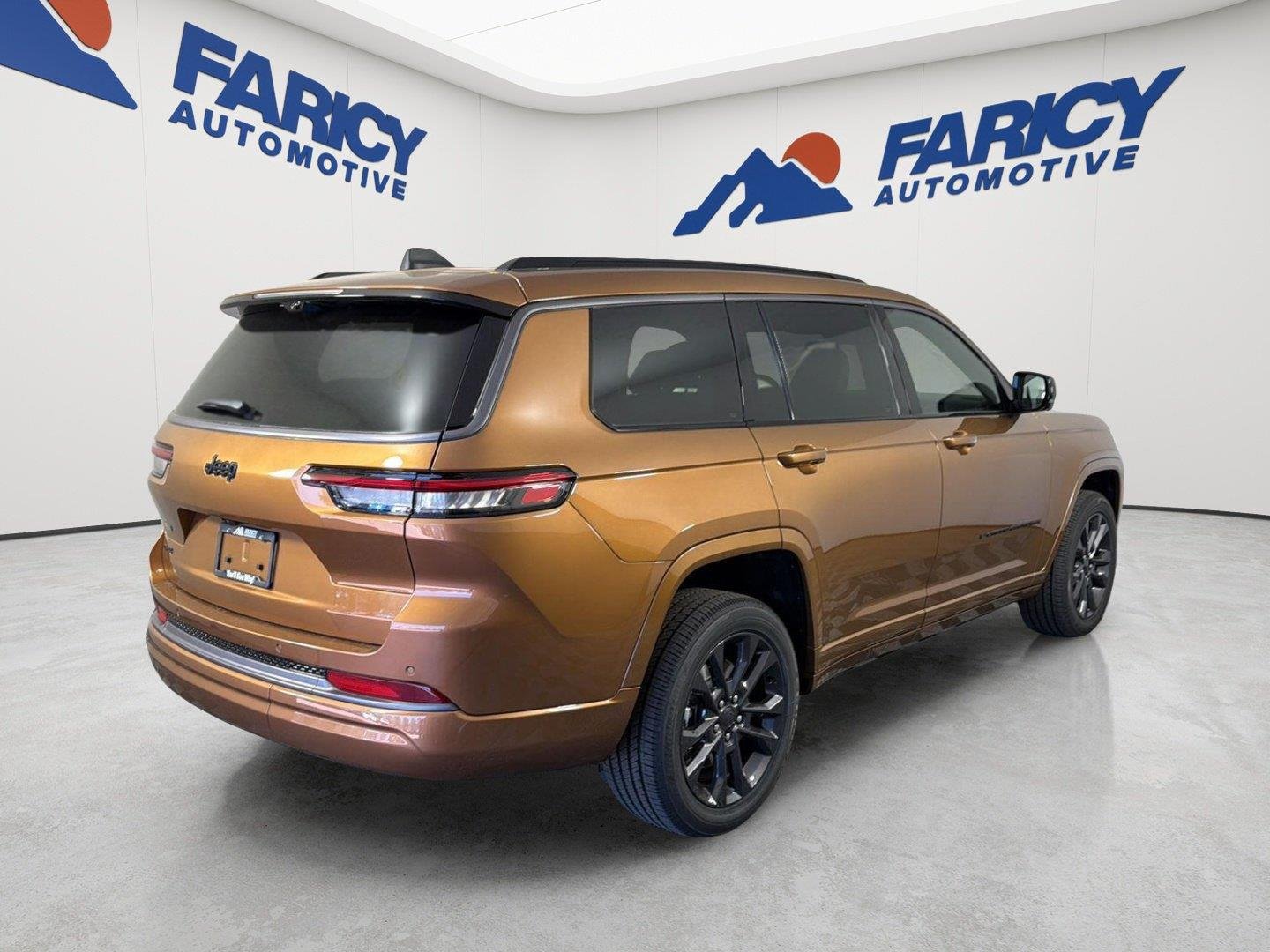 New 2026 Copper Shino Metallic Clearcoat Jeep Limited Reserve image 4