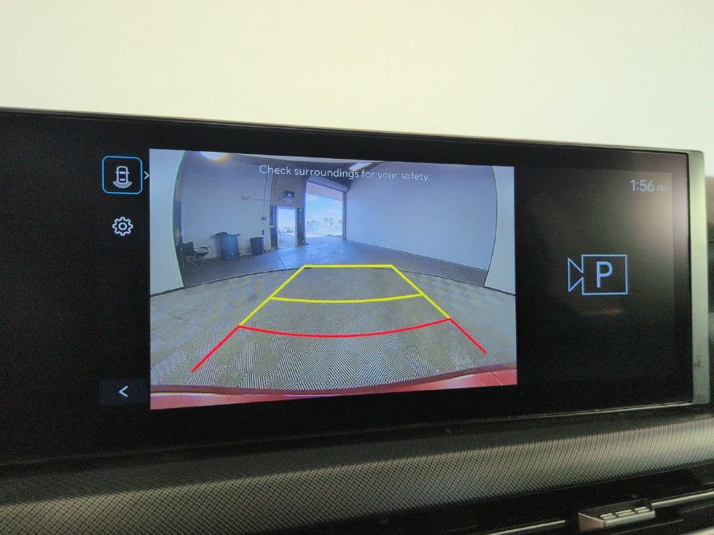 Used 2025 Red Hyundai SEL image 31
