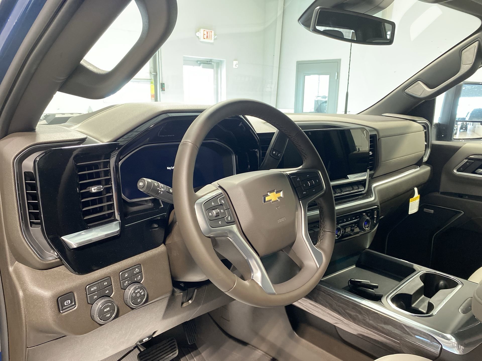 2026 Chevrolet Silverado 2500 HD LTZ - Photo 10