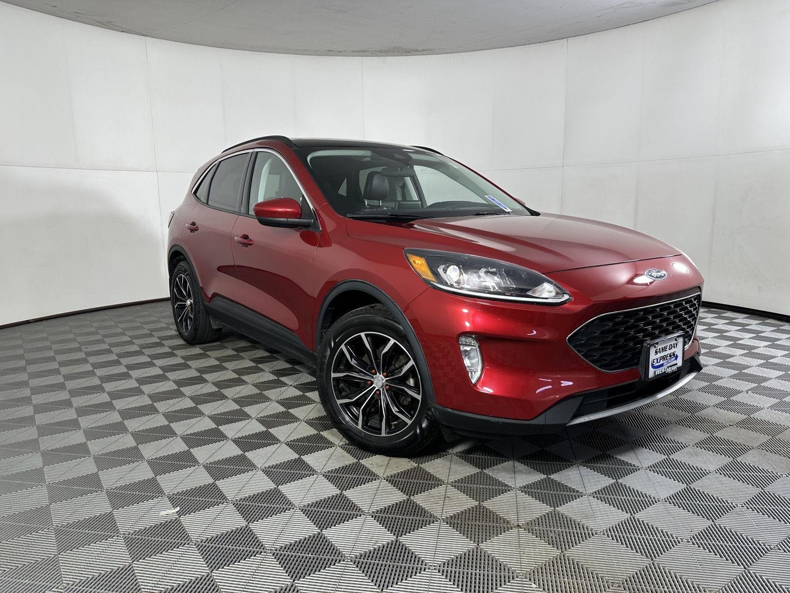 Used 2022 Rapid Red Metallic Tinted Clearcoat Ford SEL image 11