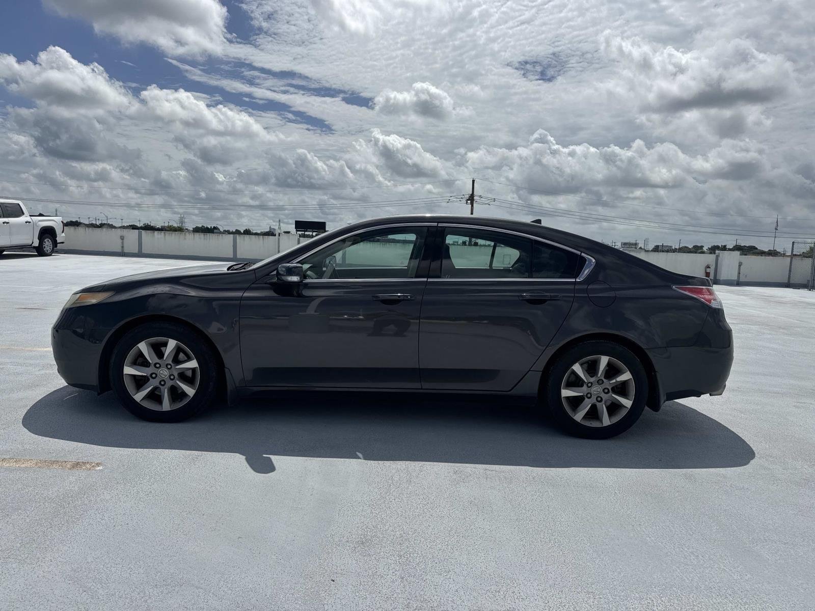 Used 2013 Graphite Luster Metallic Acura Tech image 14