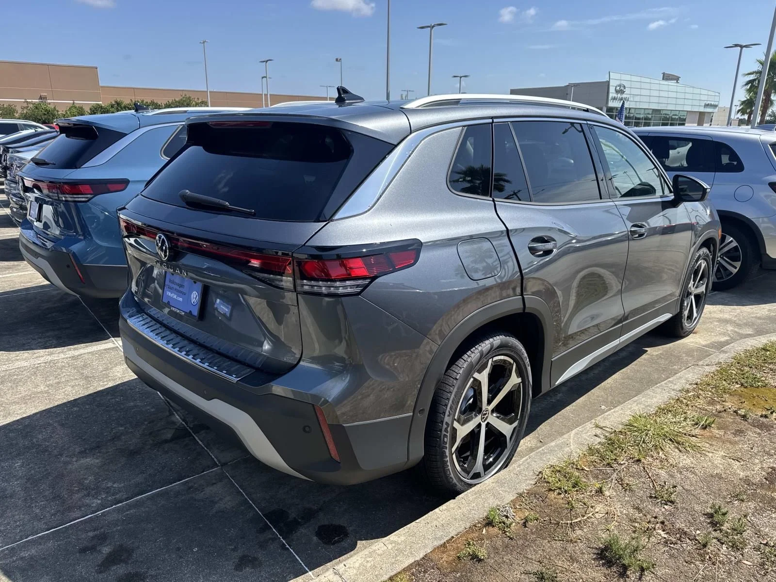 New 2026 Gray Volkswagen 2.0T SE image 4