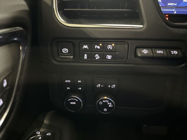 Certified Used 2024 Iridescent Pearl Tricoat Chevrolet High Country image 35