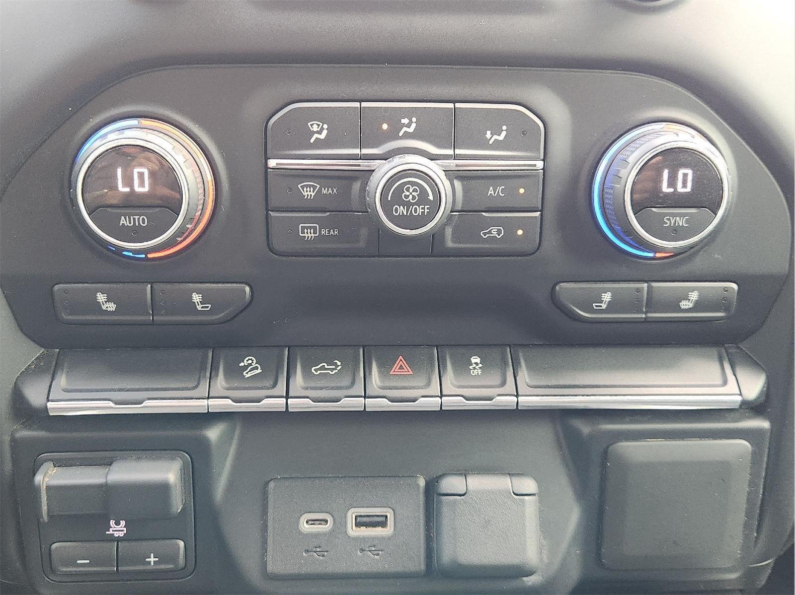 2021 Chevrolet Silverado 1500 photo 19 of 33