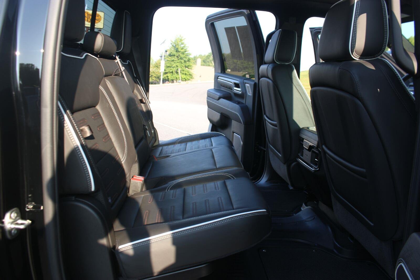 Used 2026 Onyx Black GMC AT4X image 37