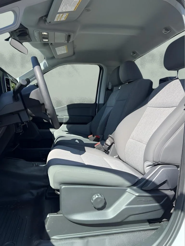 Used 2025 White Ford XL image 12