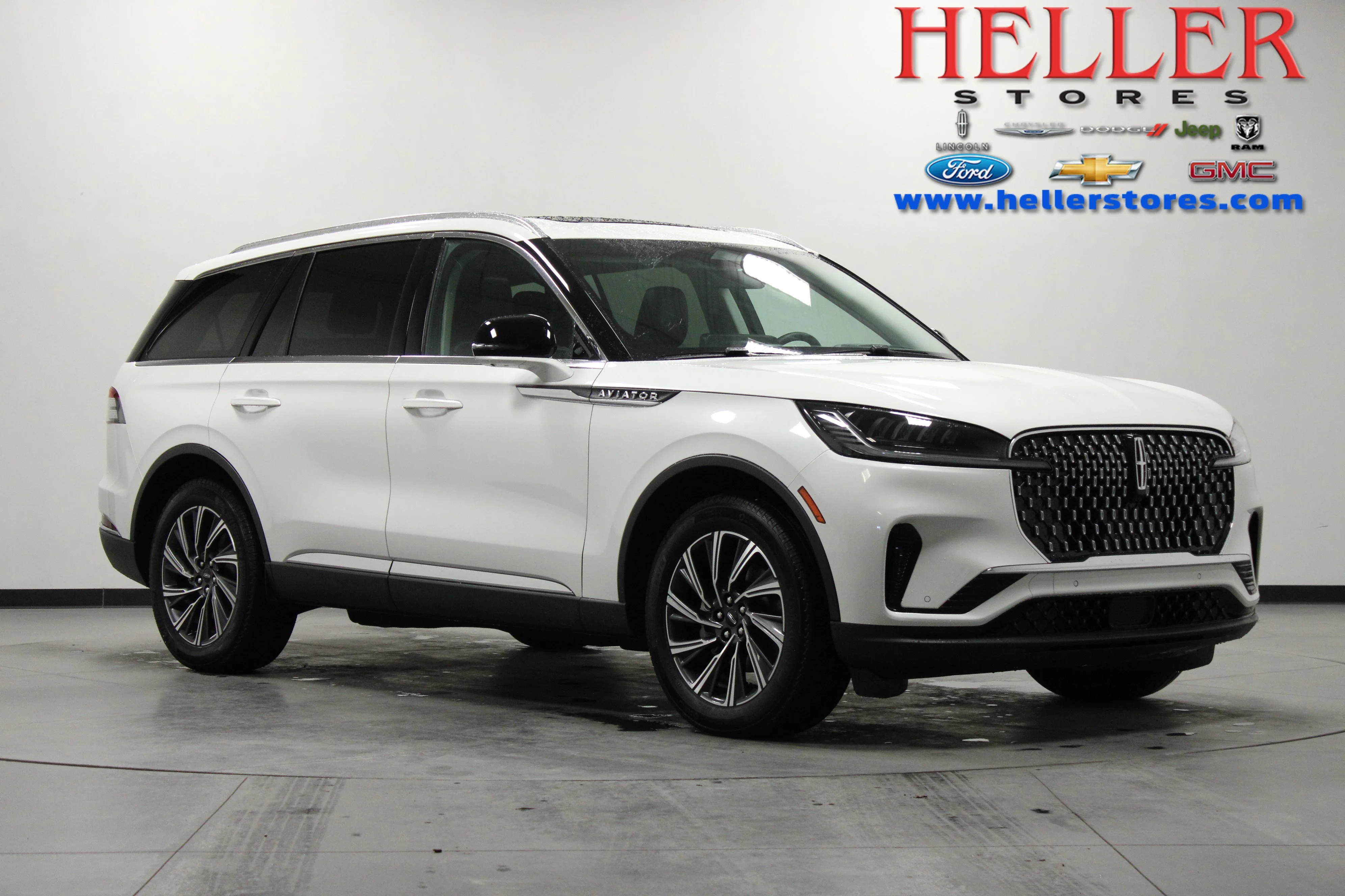 2025 Lincoln Aviator Premiere AWD's photo