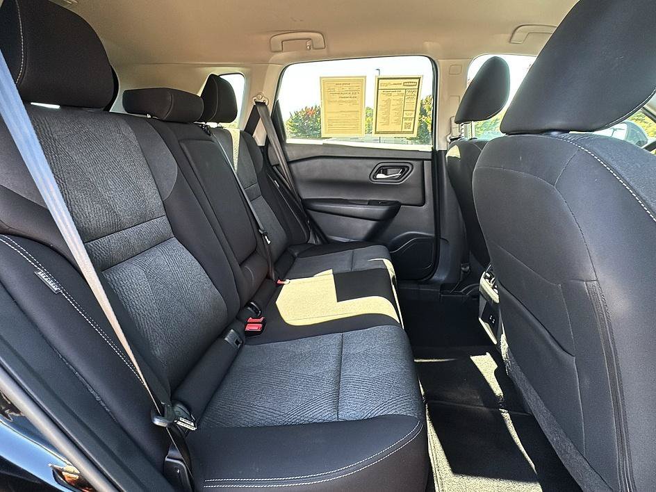 Used 2025 Super Black Nissan SV image 23