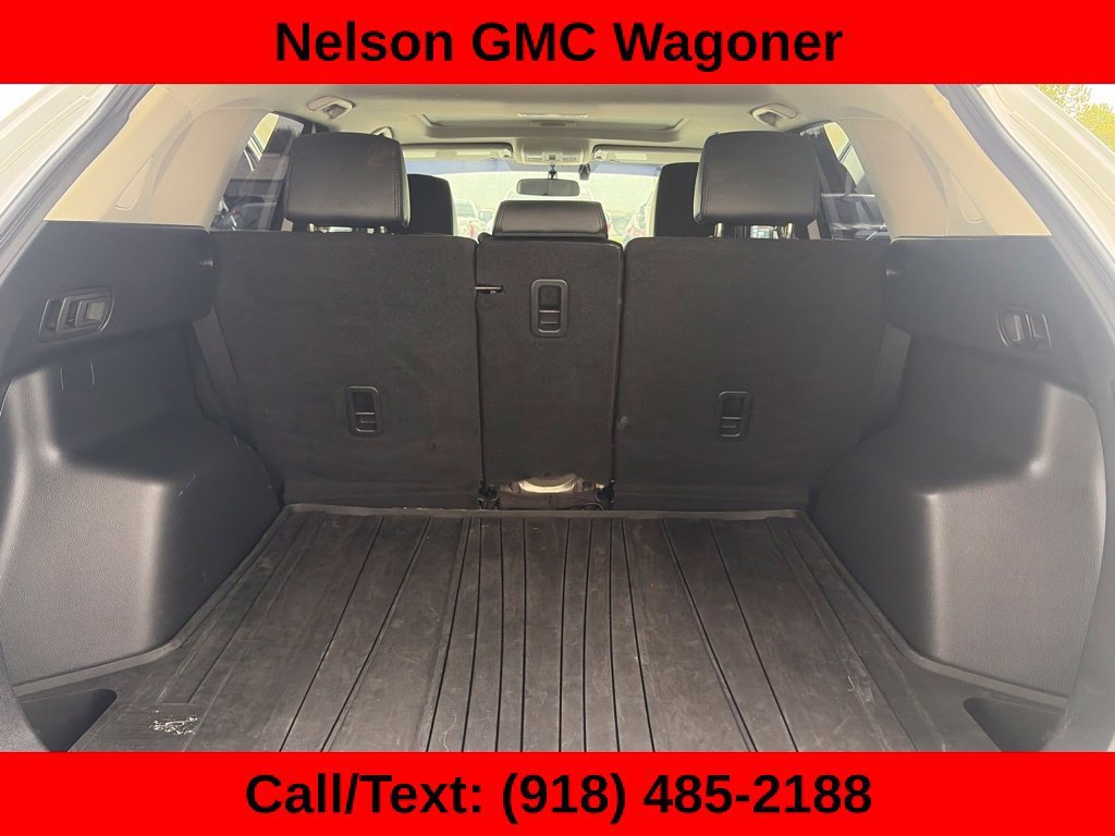 Used 2016 White Mazda Grand Touring image 9