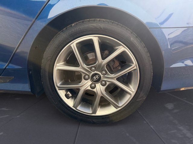 Used 2018 Blue Hyundai Sport 2.0T image 46