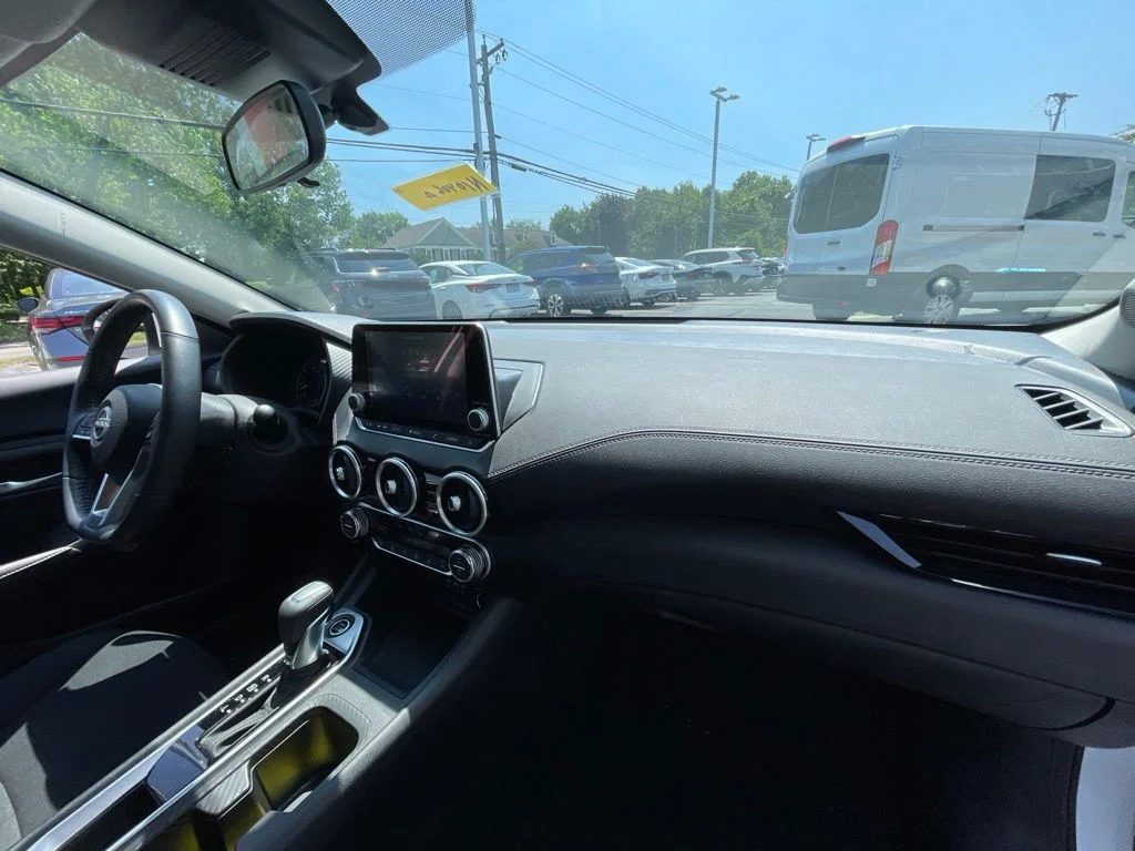 2025 Nissan Sentra SV - Photo 13