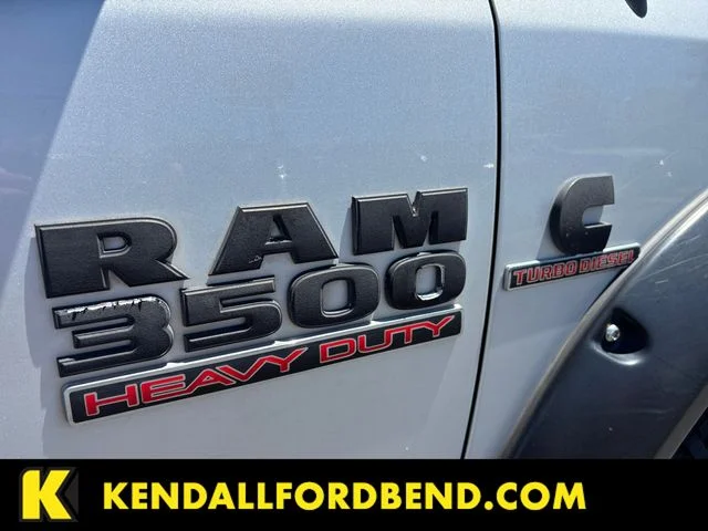 Used 2016 Bright Silver Clearcoat Metallic Ram Laramie image 25