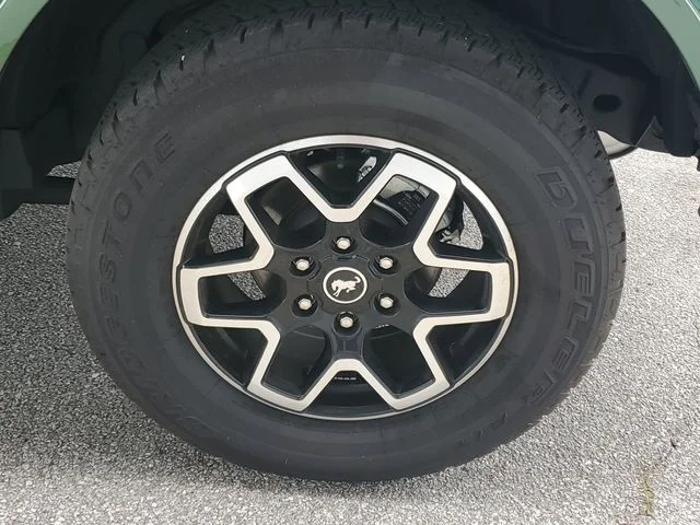 Photo 33