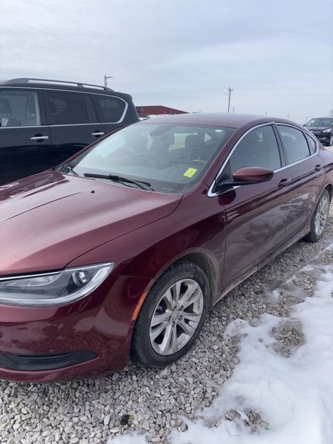 2016 Chrysler 200 LX