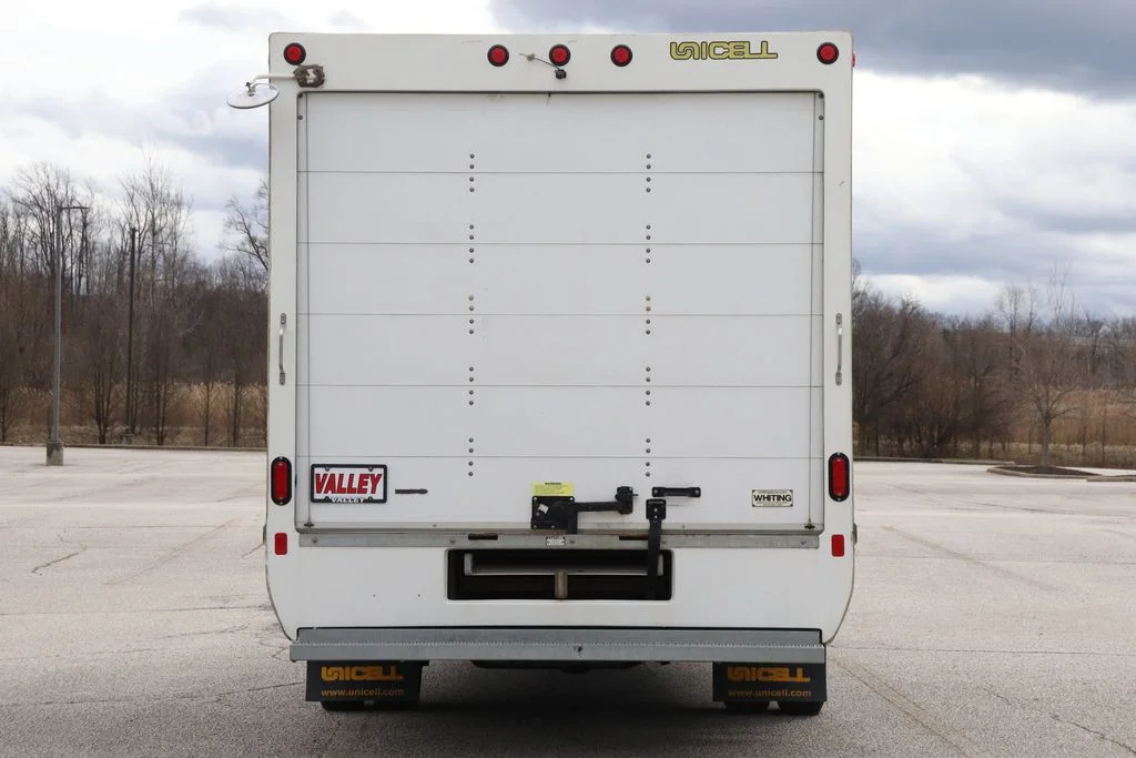 Used 2025 Oxford White Ford Base image 8