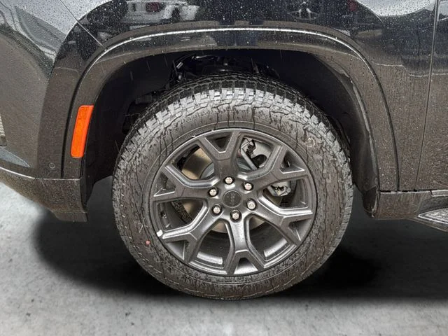 New 2026 High Gloss Black Exterior Paint Jeep Upland image 9