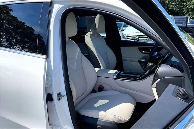 Used 2026 White Mercedes-Benz GLC 300 image 7