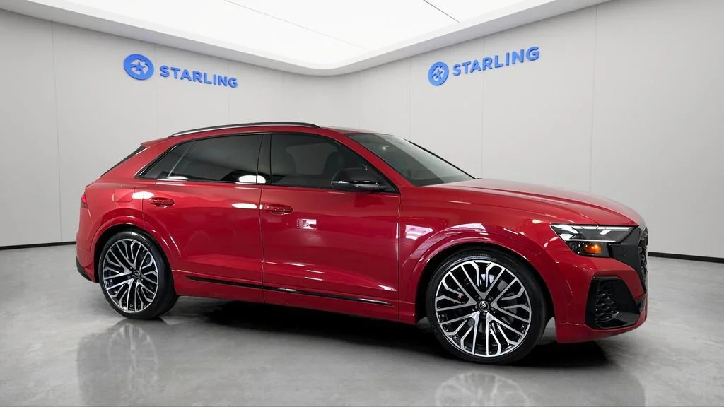 Used 2025 Red Audi Premium Plus 4.0 TFSI quattro image 12