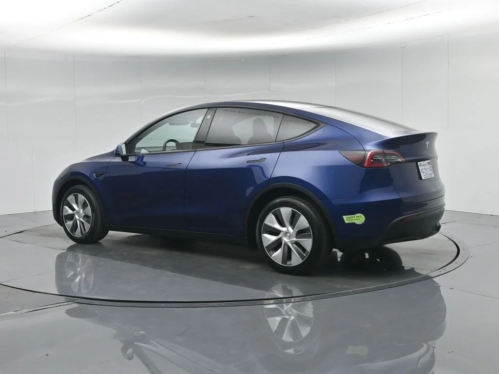 Used 2023 Blue Tesla Long Range image 5