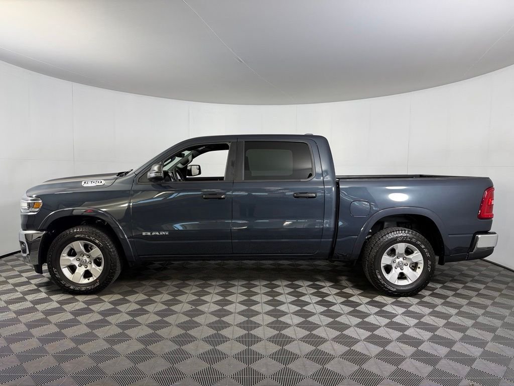 Certified Used 2025 Blue Ram Big Horn/Lone Star image 10