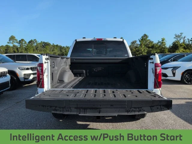 Used 2025 White Ford XLT image 34