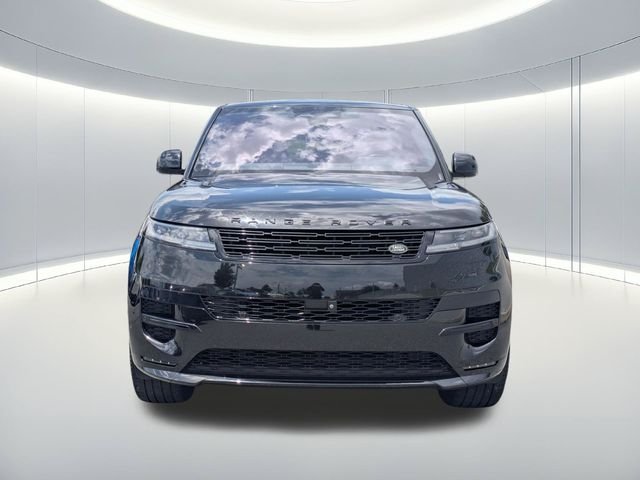 Used 2023 Black Land Rover SE Dynamic image 9