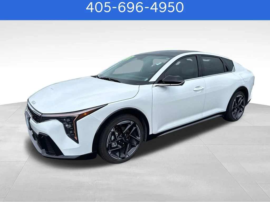Pre-Owned 2025 Kia K4 GT-Line