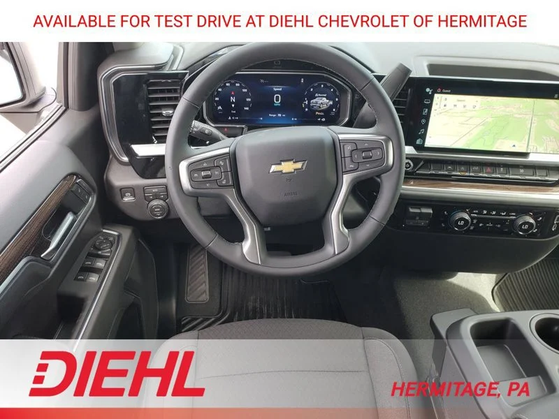 New 2026 Summit White Chevrolet LT (2FL) image 10