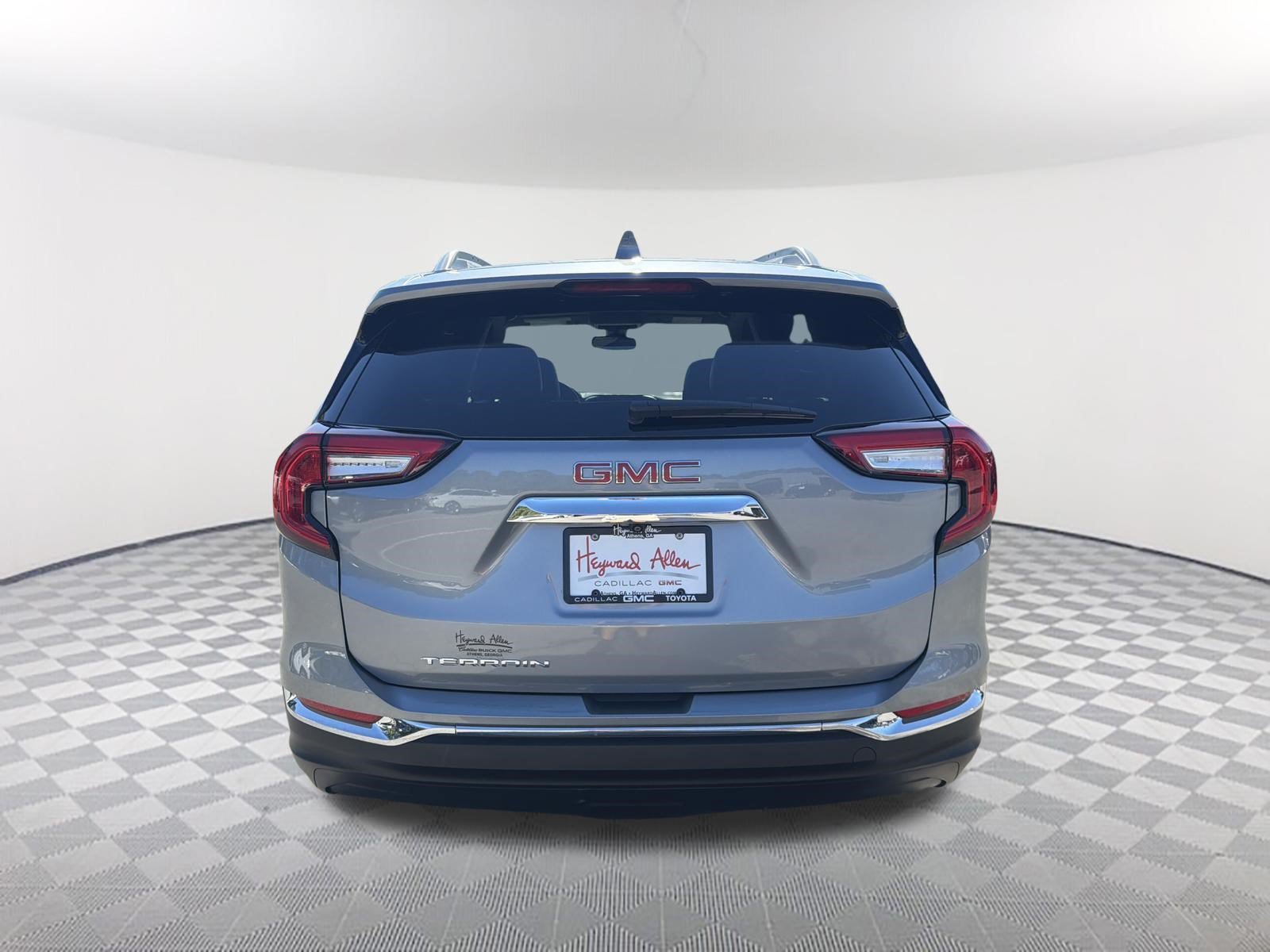2024 GMC Terrain SLT - Photo 6