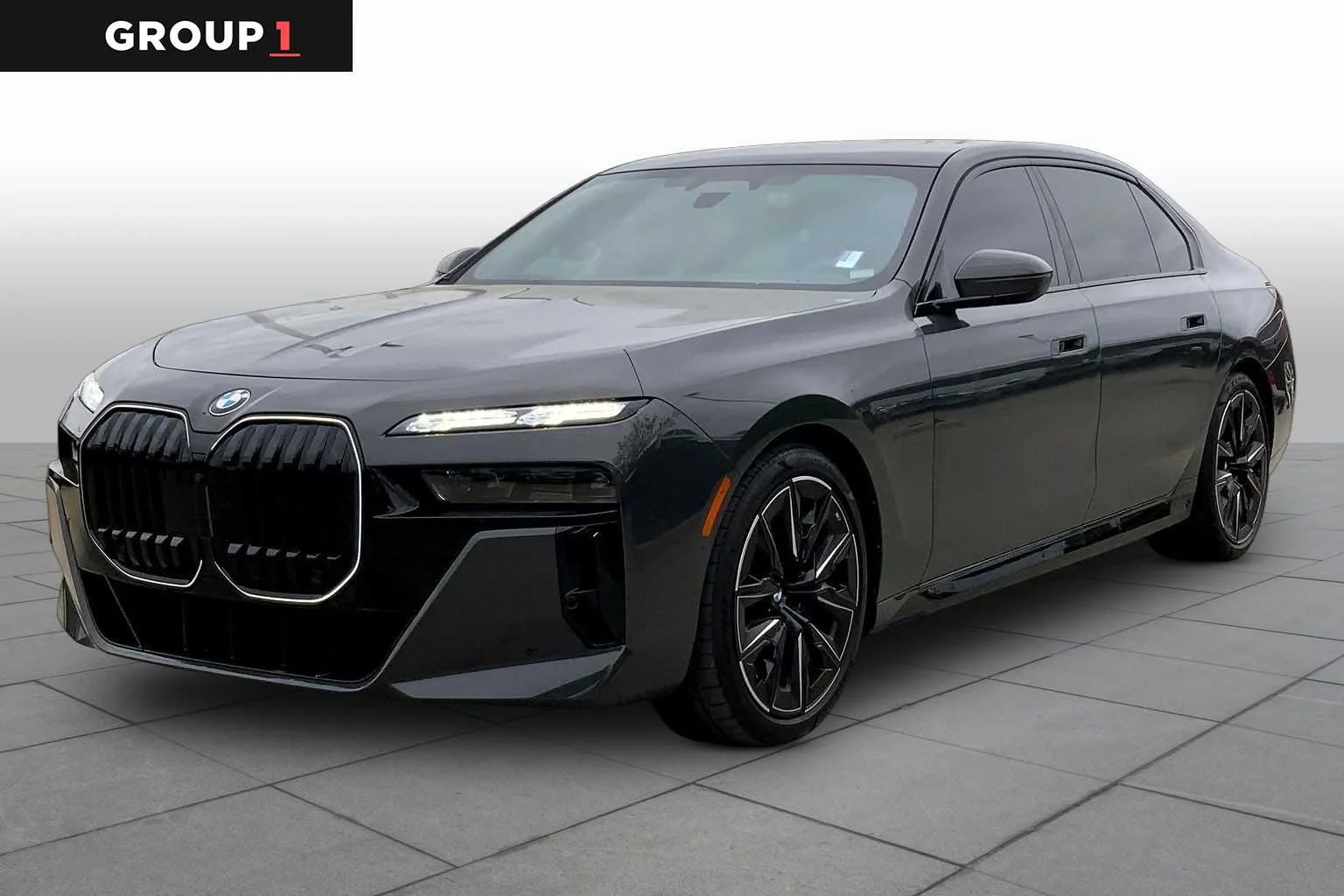 2025 BMW 7 Series 760i xDrive Sedan's photo