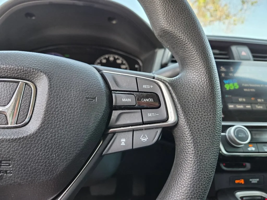 Used 2019 Modern Steel Metallic Honda EX image 25
