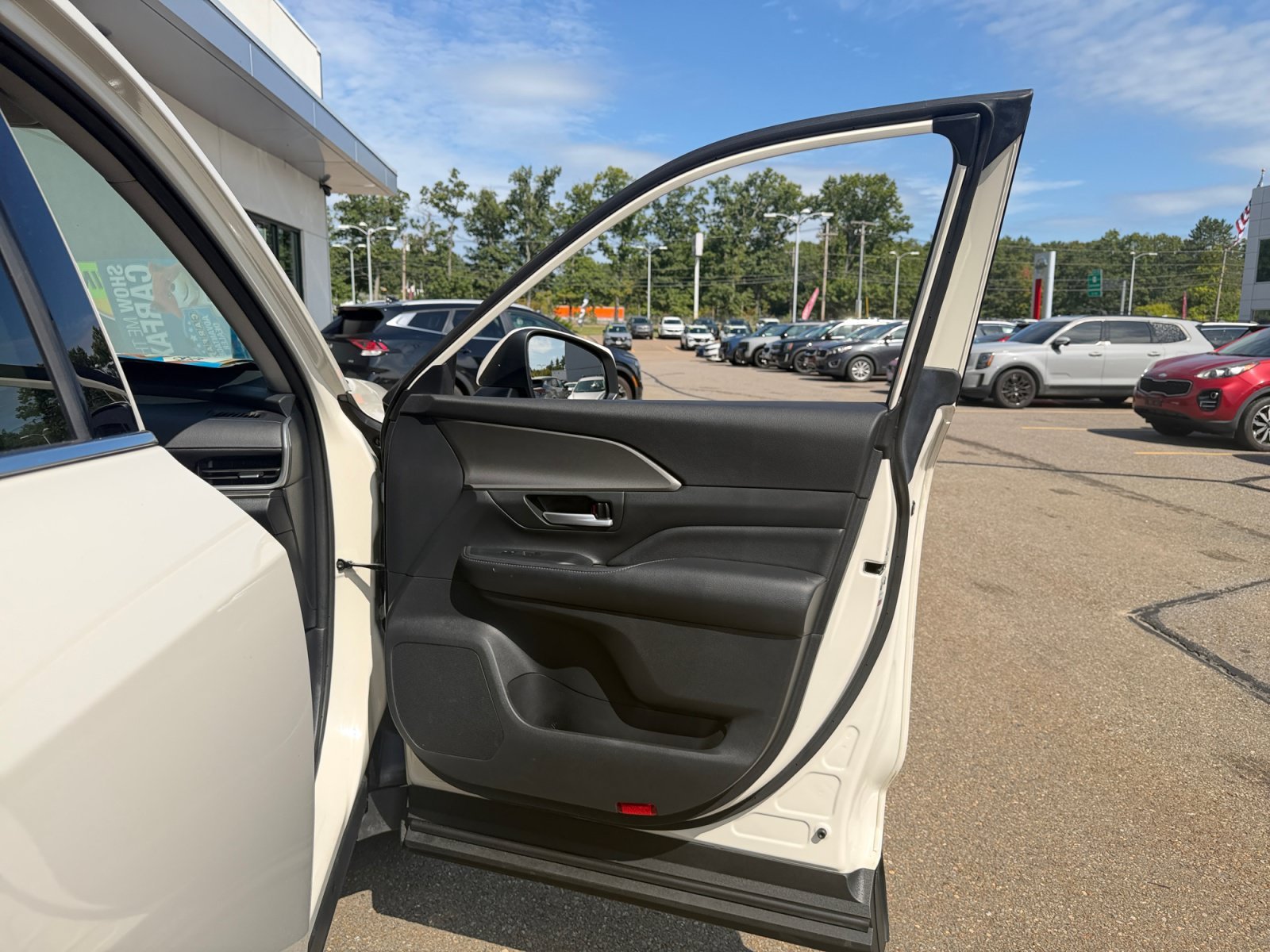Used 2024 Cream Toyota XLE image 32