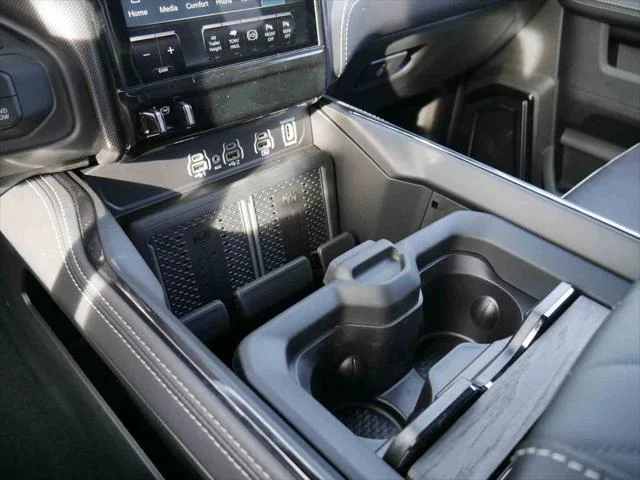 2026 RAM 3500 Limited - Photo 43