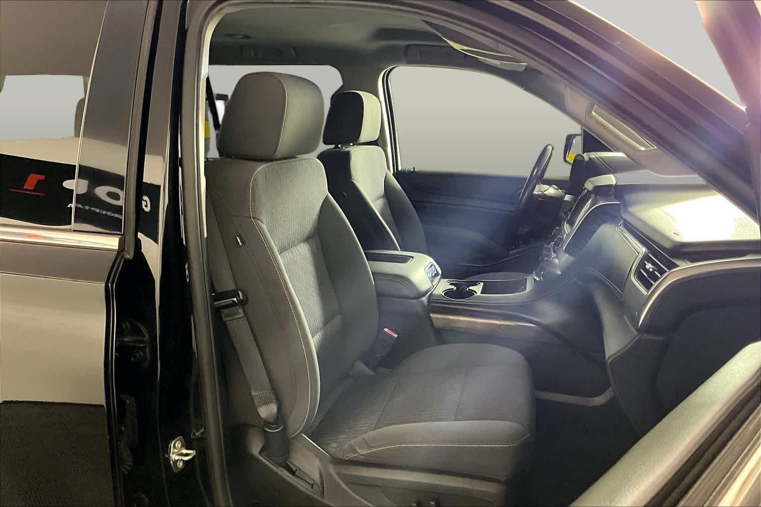 Used 2018 BLACK Chevrolet LS image 9
